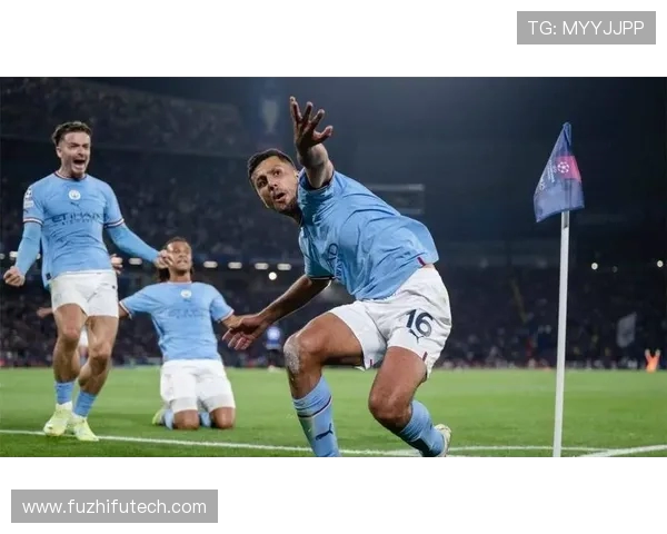 罗德里重返曼城全队合练助力英联杯备战再掀夺冠冲击热潮